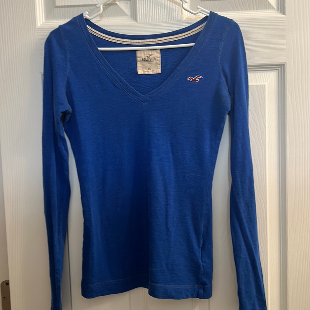Hollister t shirt